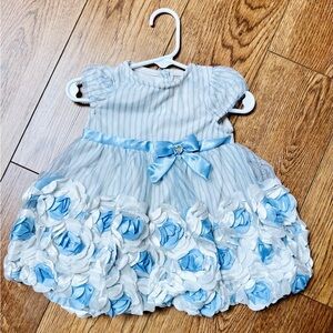 Elegant Blue and White Kids Dress with Floral Accents